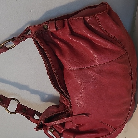 Lucky Brand XL Red Italian Leather Hobo Bohemian Shoulder Bag Purse Hippie - Picture 4 of 16